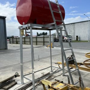 Fuel tank 500L on stand